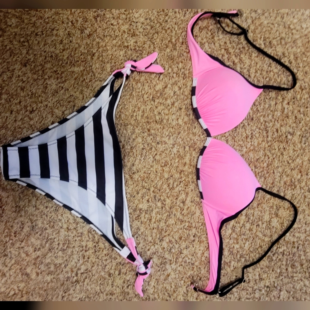 Bathing suit